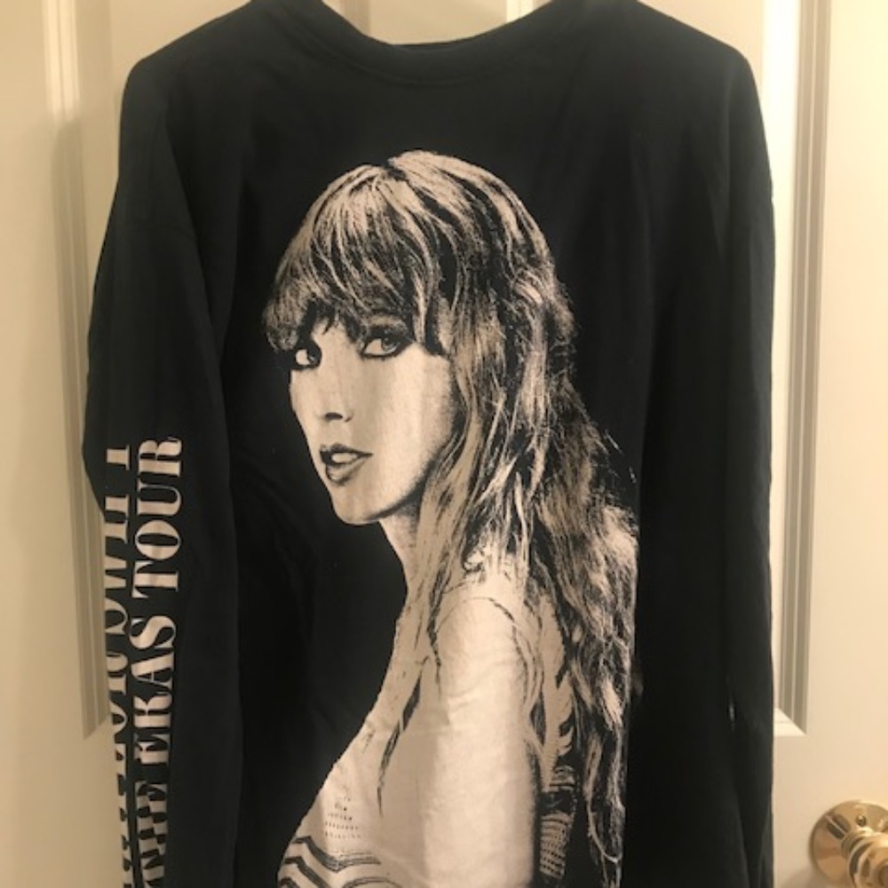 COPY - Taylor Swift Eras Tour Official Merch Long Sleeve Navy T Shirt Rare Size…